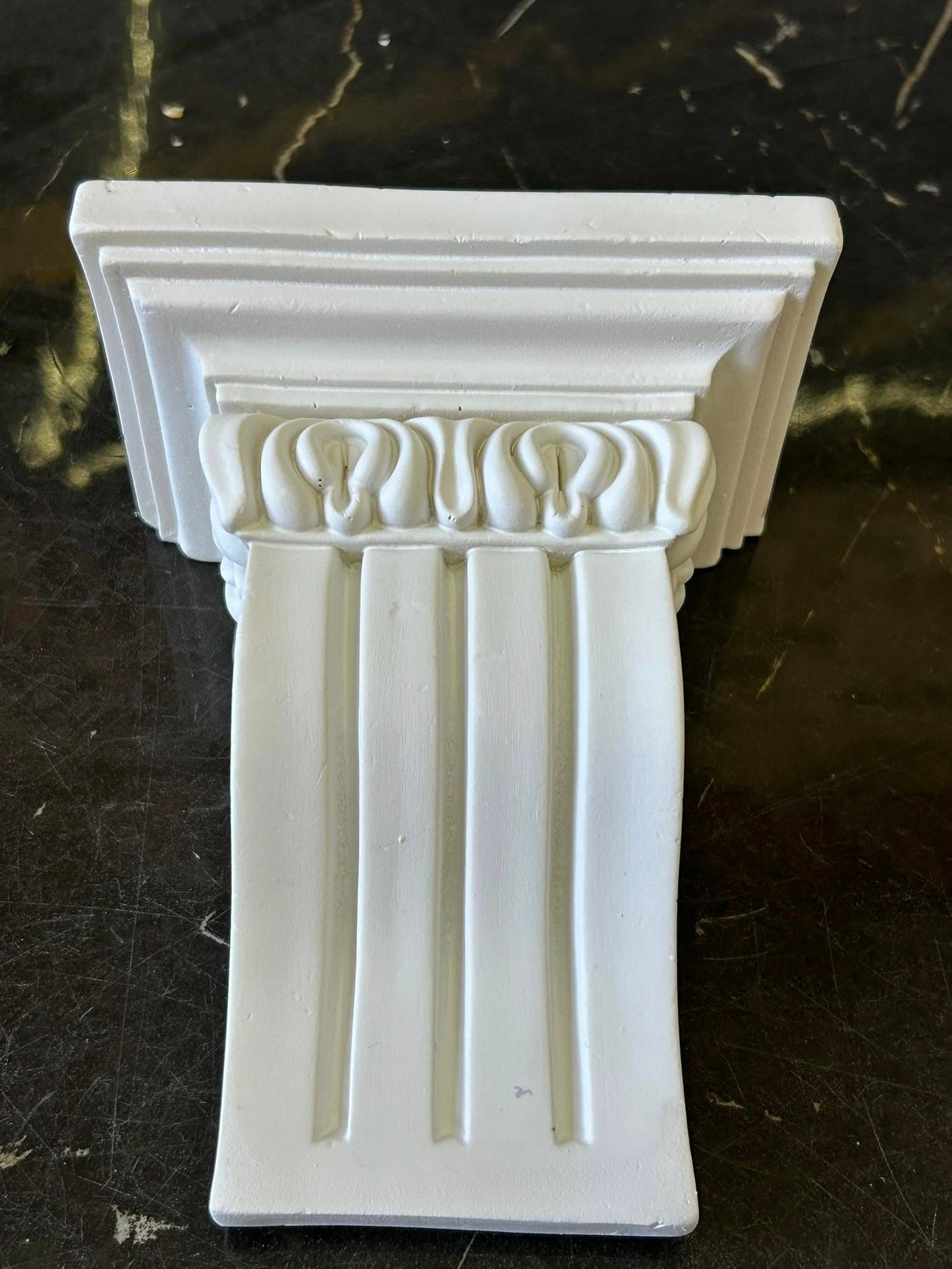 Consolă decorativă din poliuretan H025