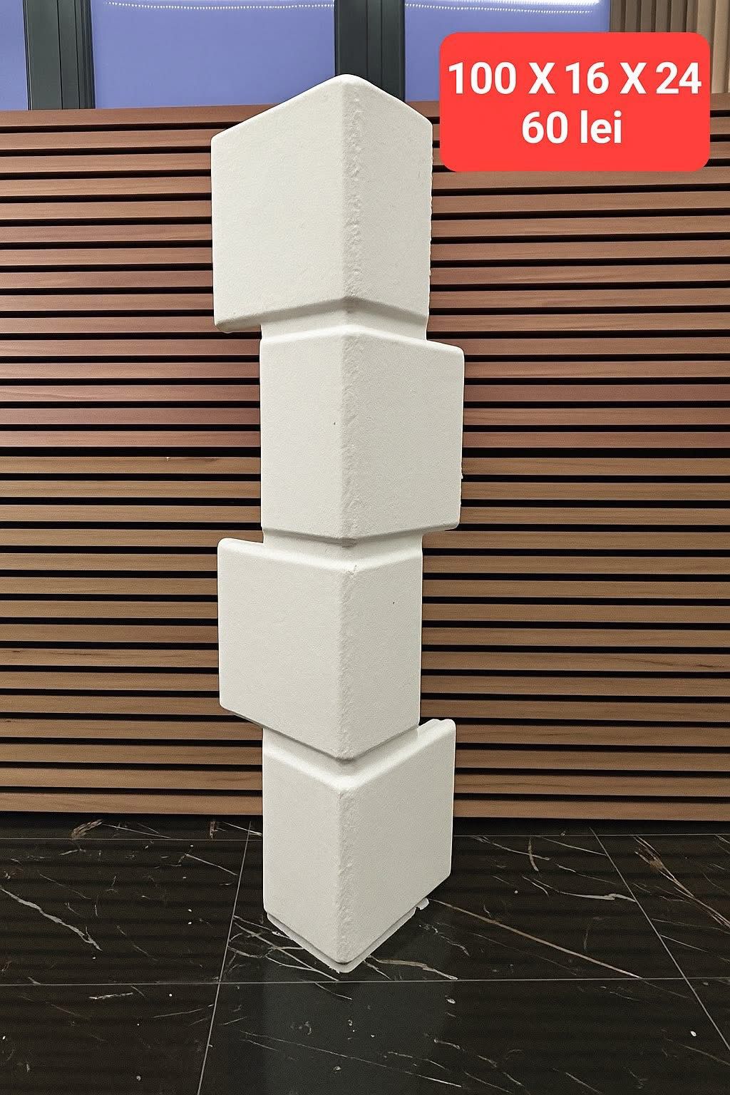 Colțar Decorativ - 100 x 16 x 24 cm