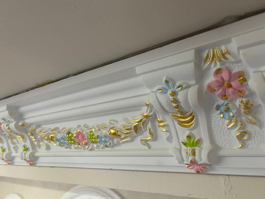 Cornise 240 x 16.5 cm