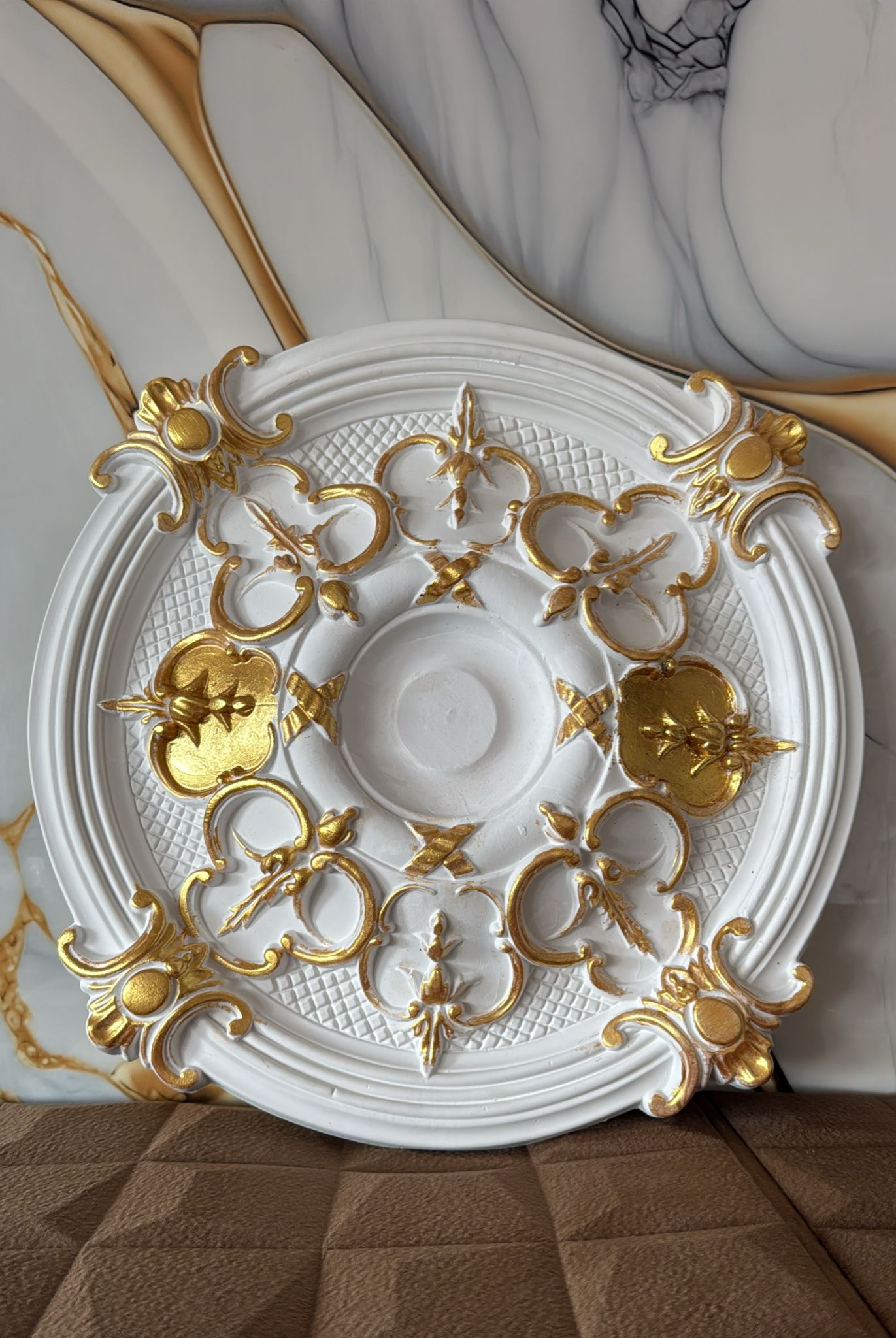 Medalion F053 Gold (diametru 44 cm )