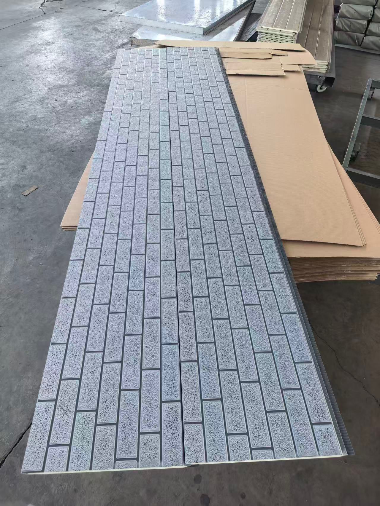 Panouri Metalice Decorative cu Izolație - BZ-014