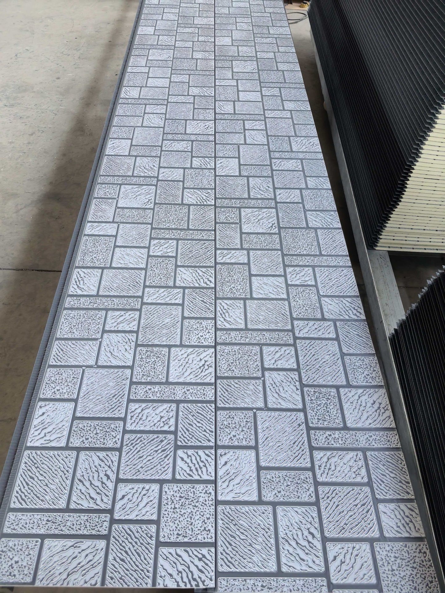 Panouri Metalice Decorative cu Izolație - MSK-003